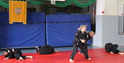 Die Jiu Jitsu-Abteilung des Elseyer TV zeigte gekonnte Selbstverteidigung